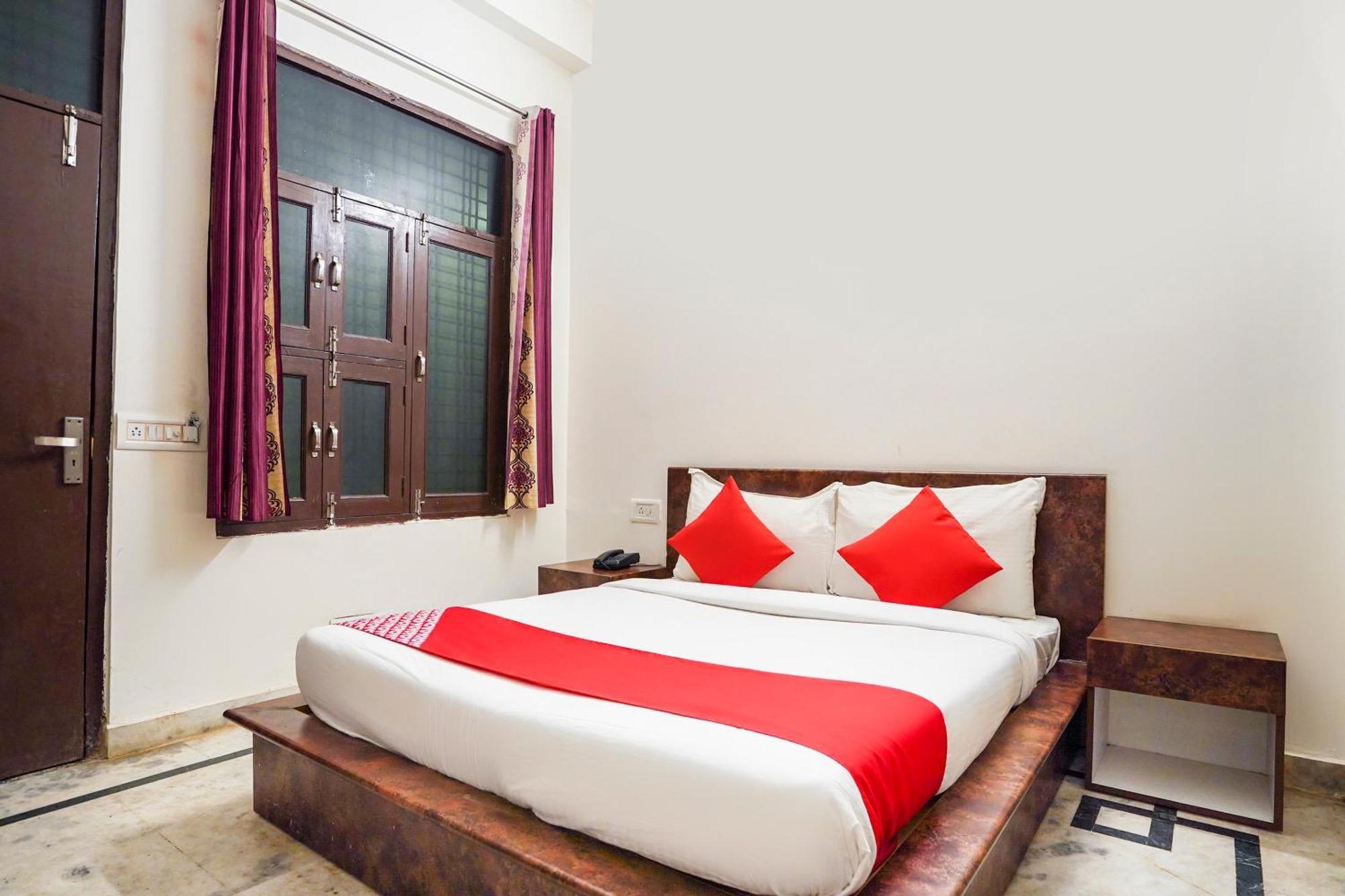 Hotel O Ratiram Palace By Wamson Kalkaji Devi Exterior photo