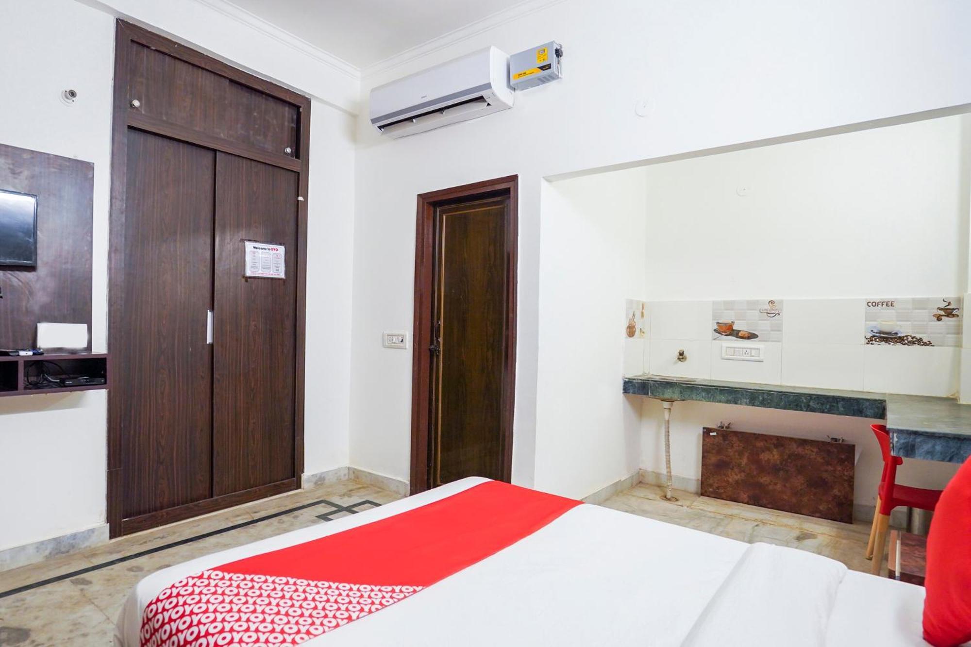 Hotel O Ratiram Palace By Wamson Kalkaji Devi Exterior photo